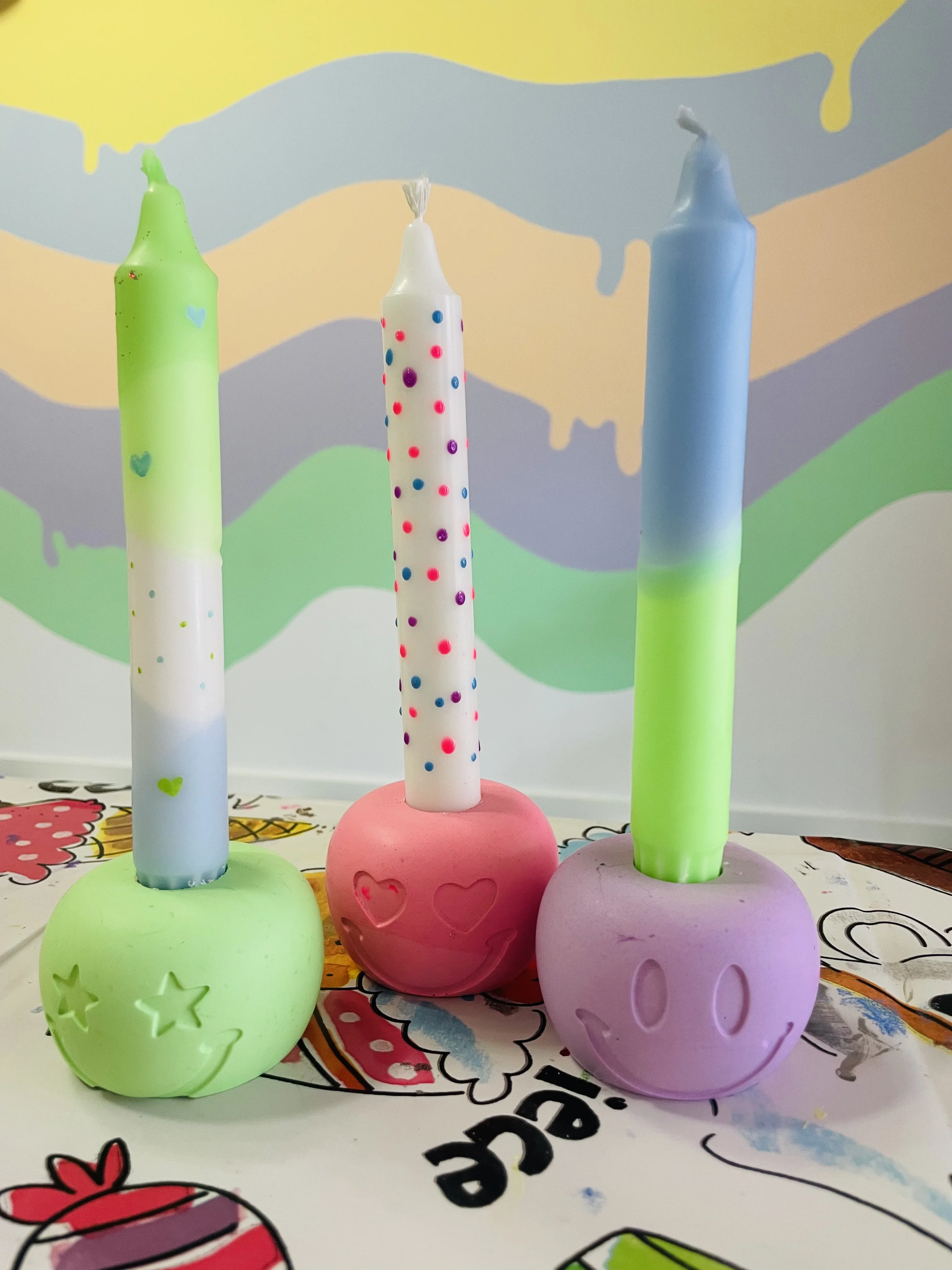 Kinderfeestje Kinderfeestje kaarsen dippen en je eigen kandelaar maken